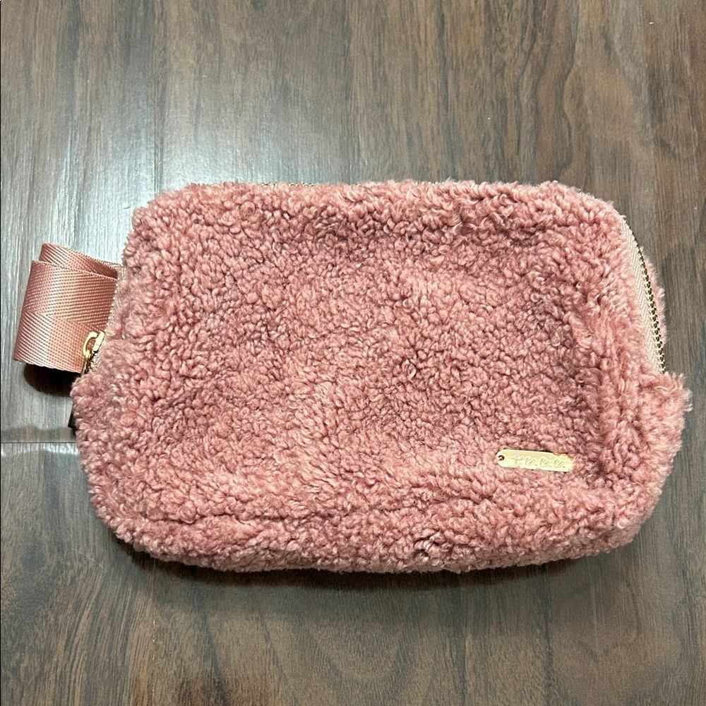 Sherpa Dusty Rose Belt Bag